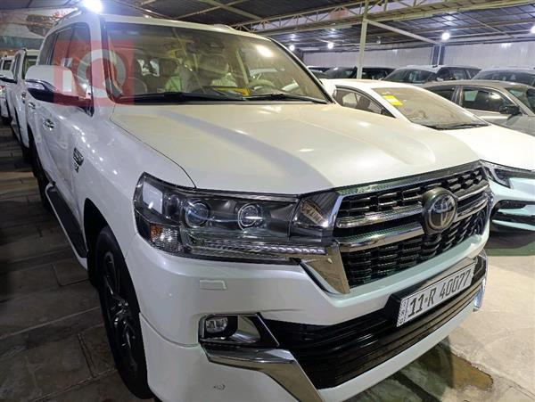 Toyota for sale in Iraq